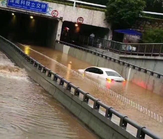 深圳台风最新消息，实时视频更新与深度解读